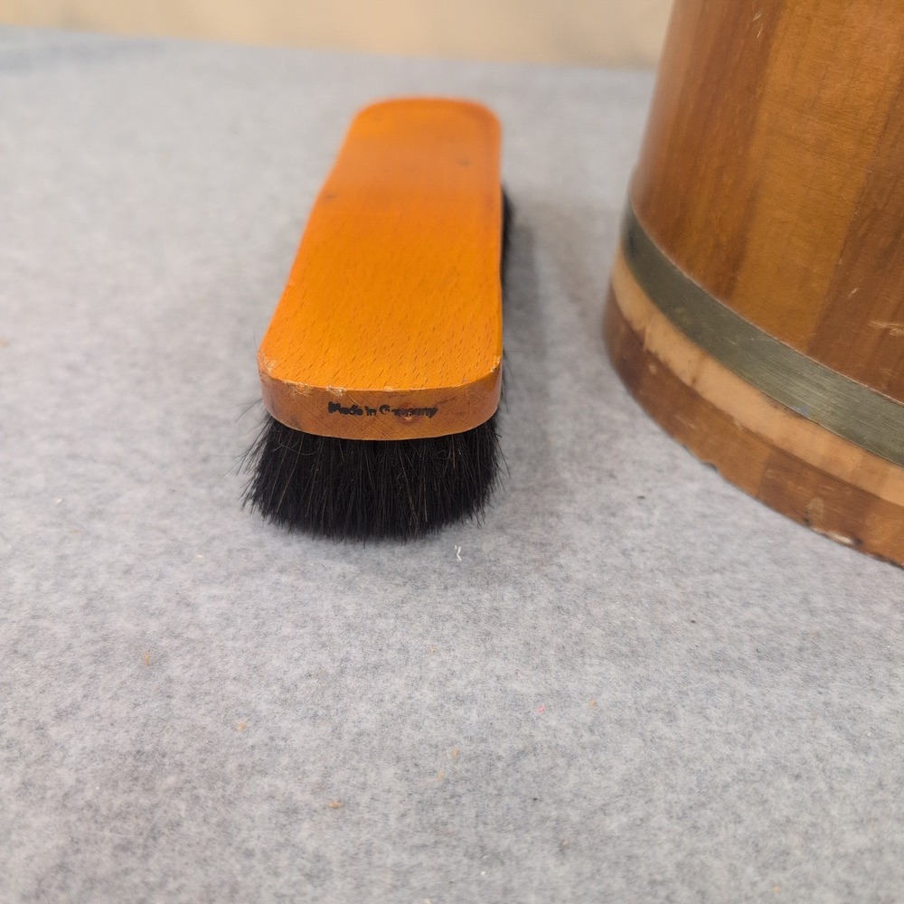 Vintage Firkin Style Wooden Shoe Shine Bucket with Footrest and German Brush - Picture 3 of 7